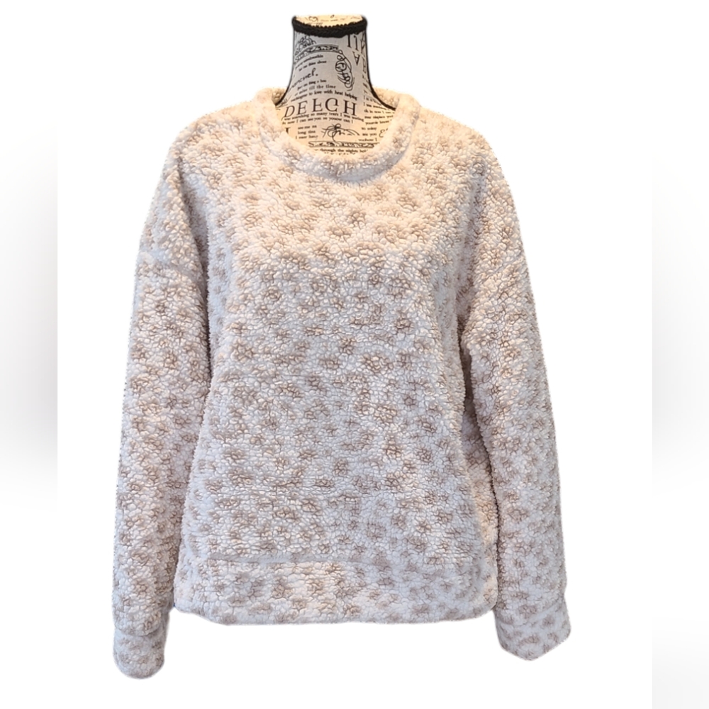 Fleece Spotted Pullover Size XL